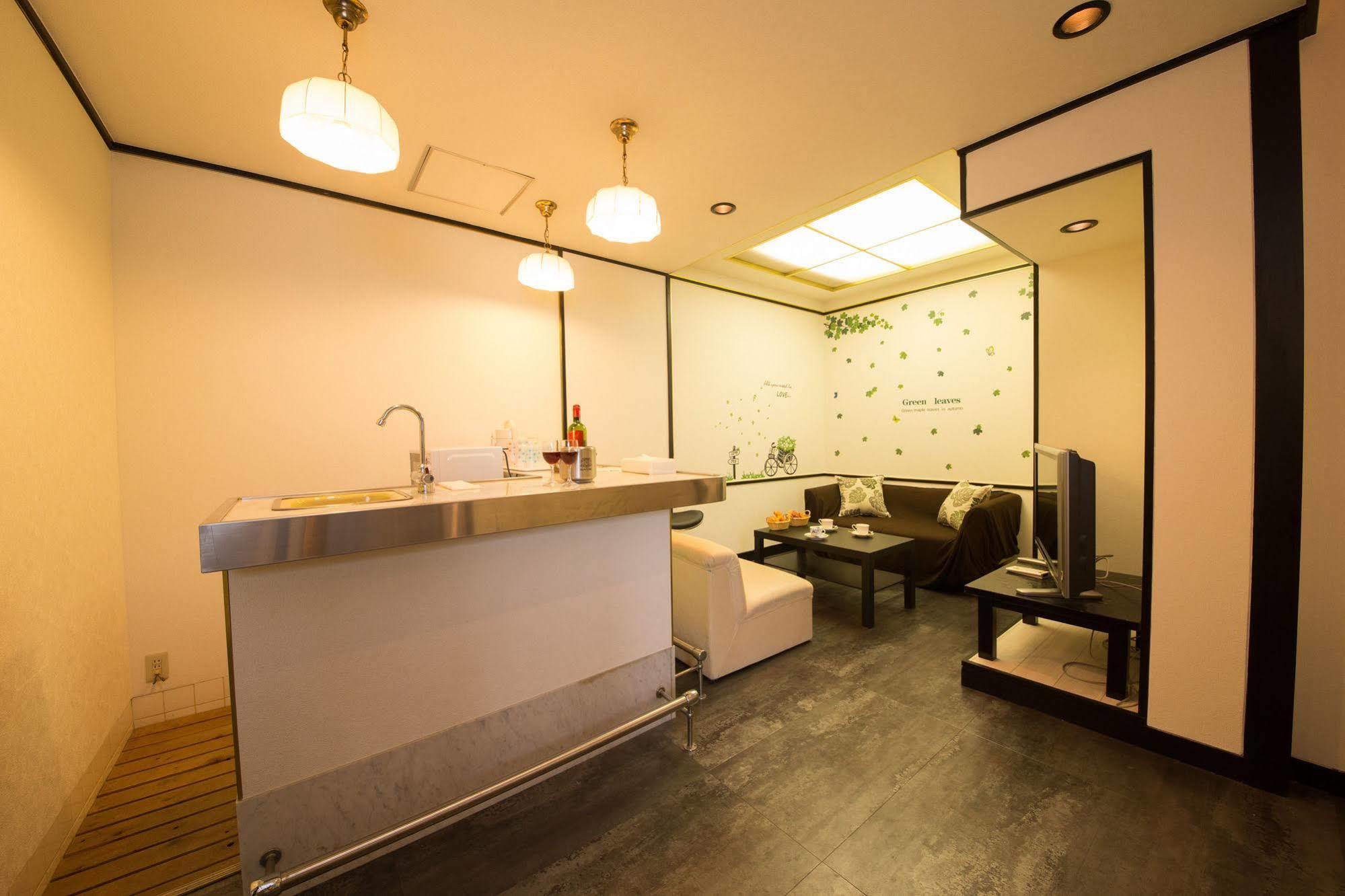 Hotel Candy Hall (Adults Only) Ōsaka Extérieur photo