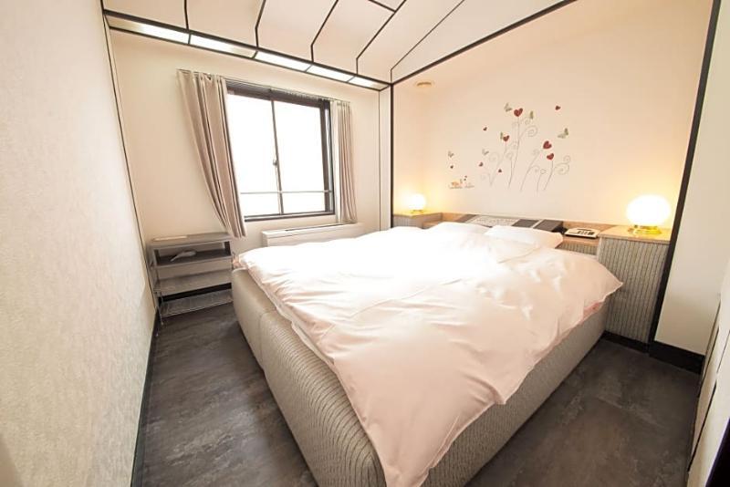 Hotel Candy Hall (Adults Only) Ōsaka Extérieur photo