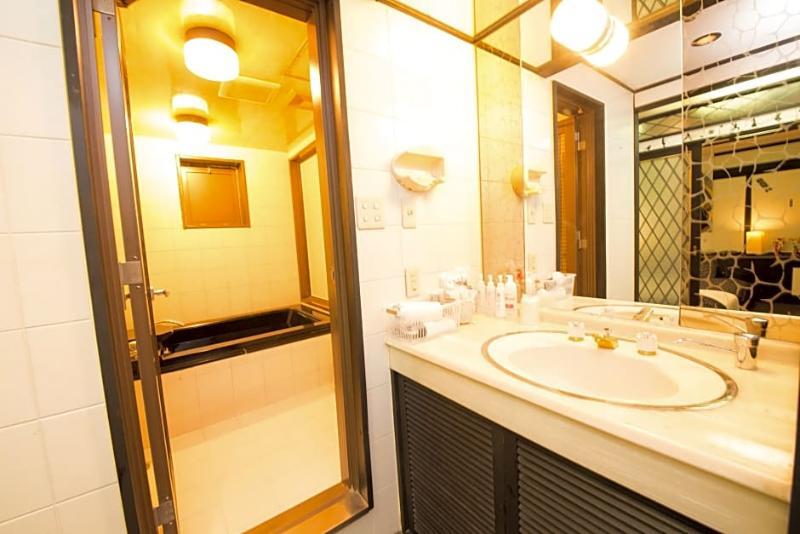 Hotel Candy Hall (Adults Only) Ōsaka Extérieur photo
